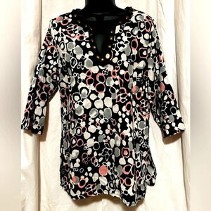Carol Little Women's V Neck Top Bronze Button Embellishments Sz XL Blk/Wht/Pink